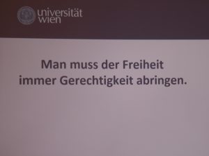P1020117