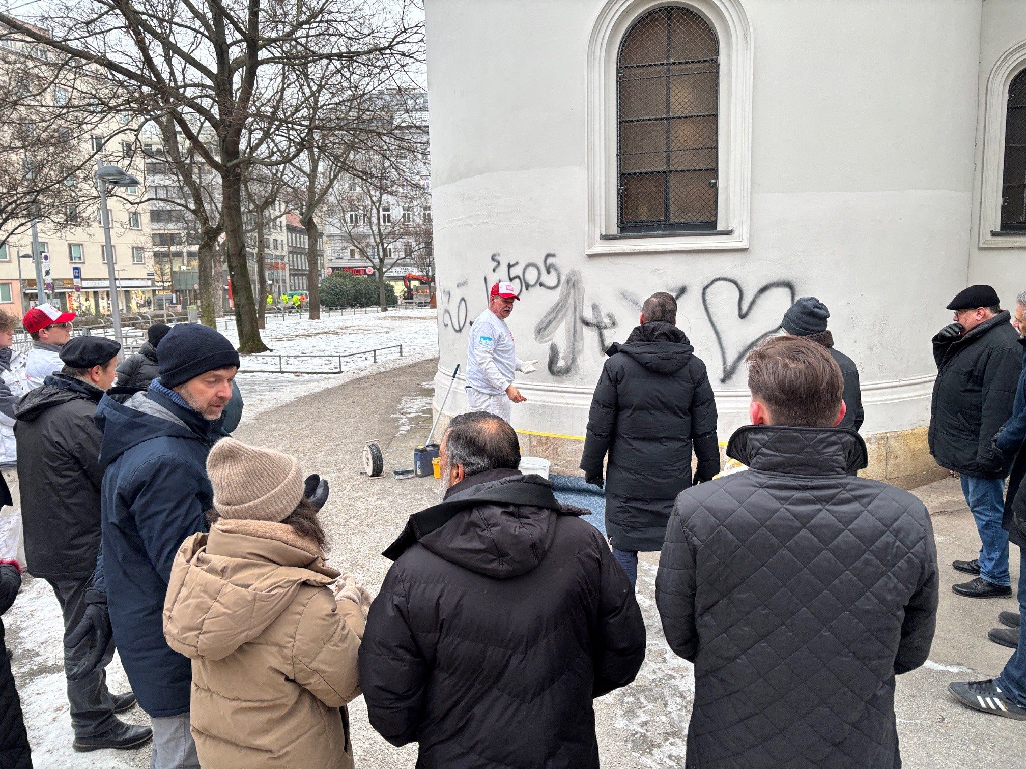 Übermalaktion Graffiti Keplerkirche 2 22.01.26 C Harald Schuster